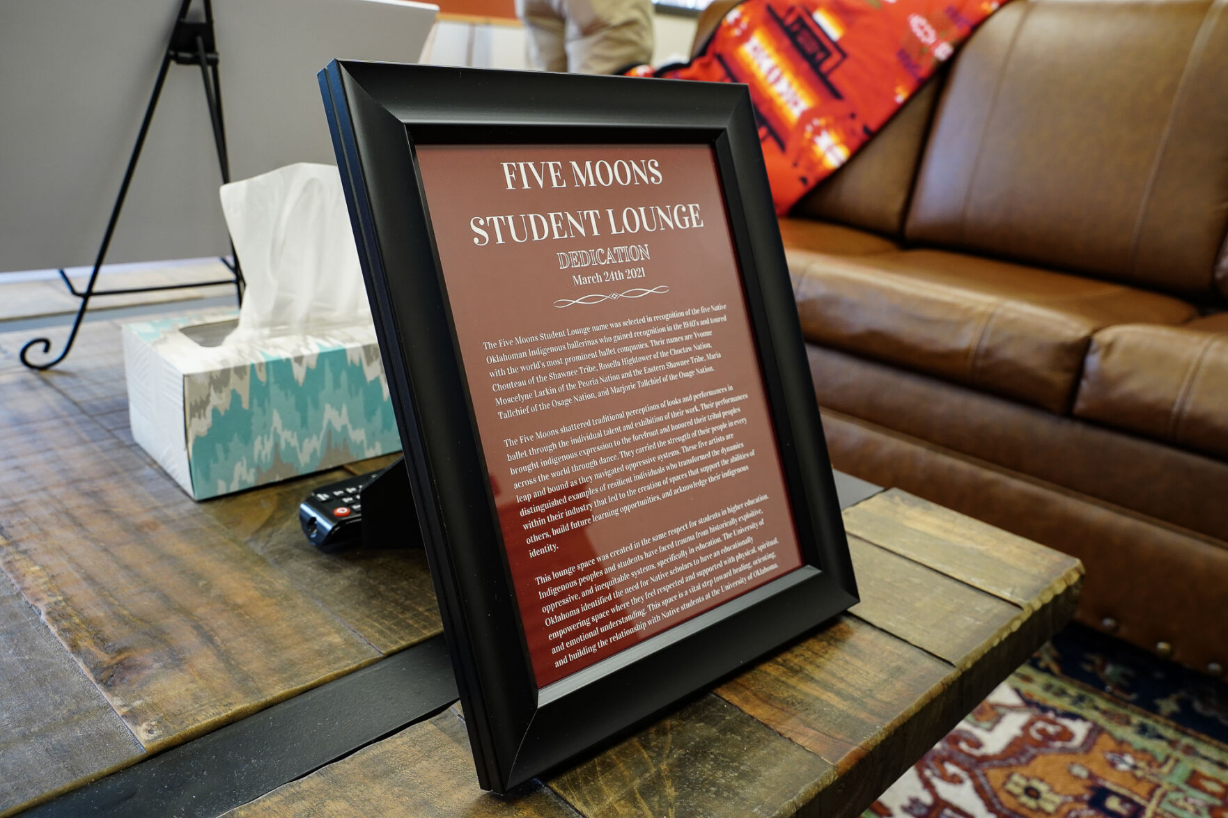 Five Moons Student Lounge sign